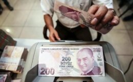 Kur korumalı mevduattan kaçan kaçana! 3 ayda 640 milyar liralık çıkış oldu