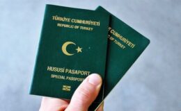 Gazetecilere yeşil pasaport geliyor.. Teklif TBMM’de