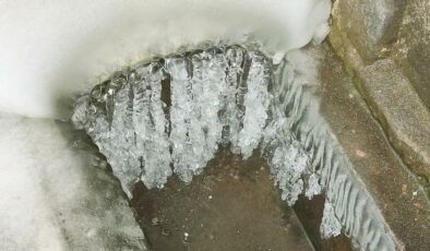 Ardahan’ı Sibirya soğukları dondurdu