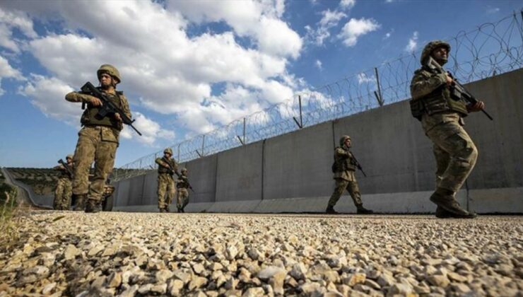MSB paylaştı: 26 kişi yakalandı… Aralarından PKK’lı teröristler ve FETÖ’cüler de var