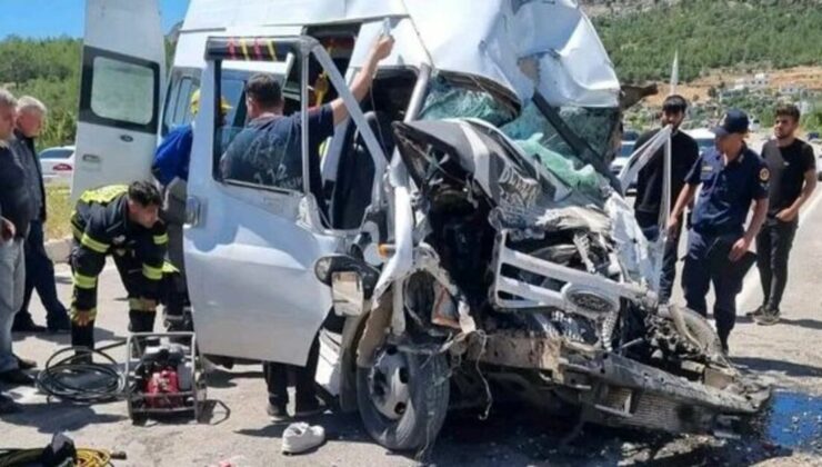 Mersin’de otobüse çarpan minibüsteki 1 kişi öldü, 2 kişi yaralandı – Güncel haberler
